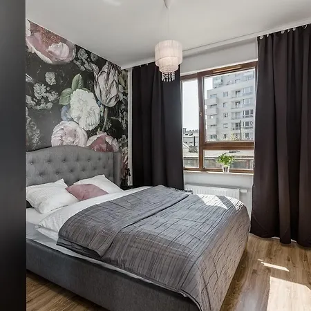Chill Wola Apartment *